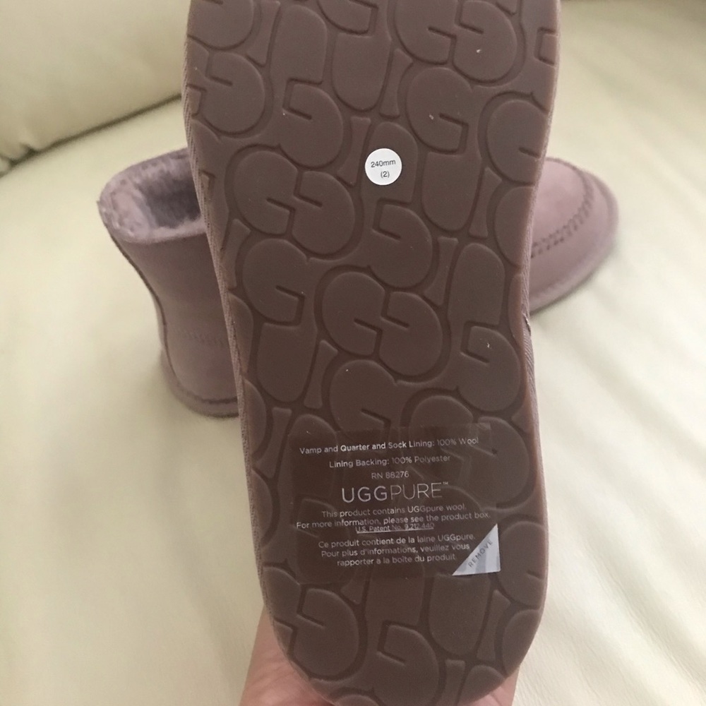 UGG grey(size 6) - Picture 7 of 15